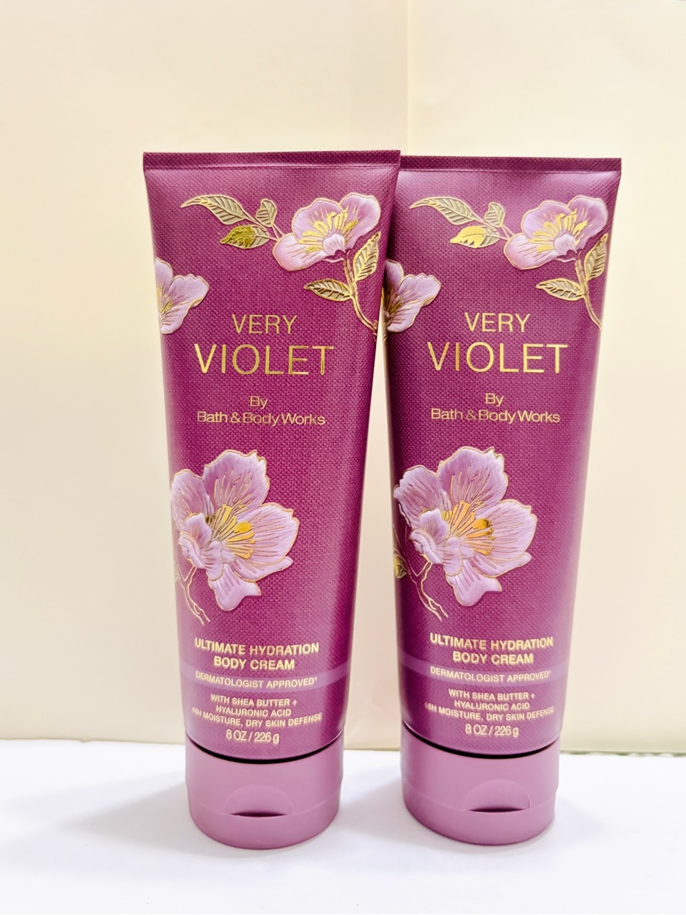 Bath & Body Works Very Violet Body Cream - Purple with Gold Accents